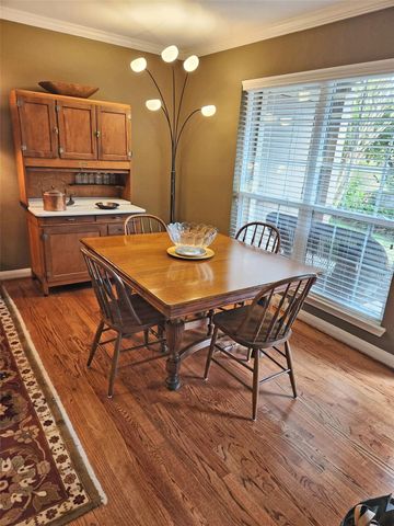 1880 White Oak Drive 127, Houston, TX 77009