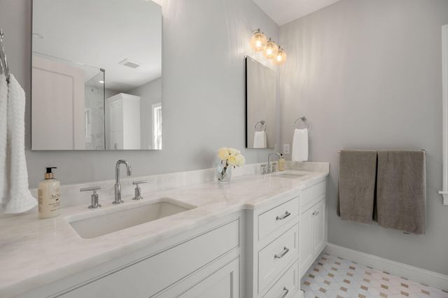 2548 Main Street, South Chatham, MA 02659