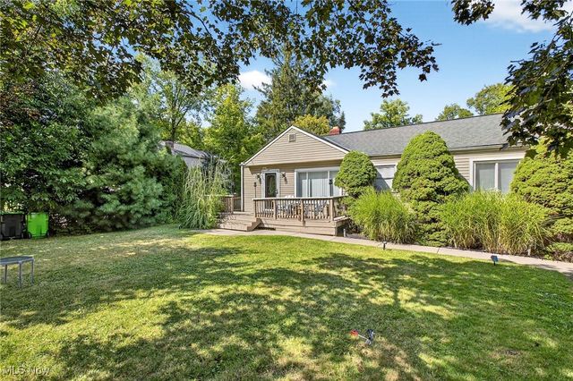 29407 Waldensa Avenue, Wickliffe, OH 44092