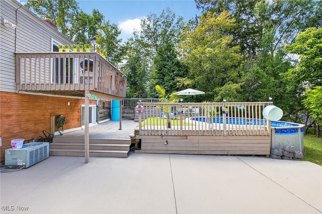 29407 Waldensa Avenue, Wickliffe, OH 44092