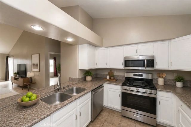 5500 Torrance Boulevard A304, Torrance, CA 90505