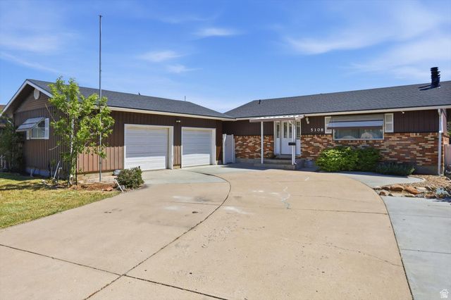 5108 S 2000 W, Roy, UT 84067