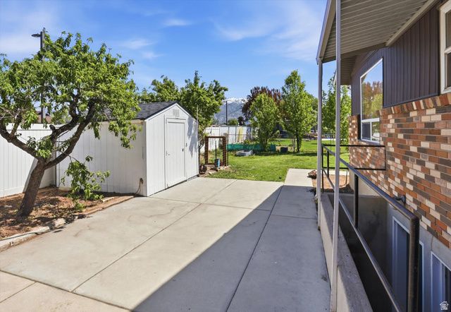 5108 S 2000 W, Roy, UT 84067