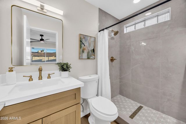 2220 E JEROME Avenue, Mesa, AZ 85204