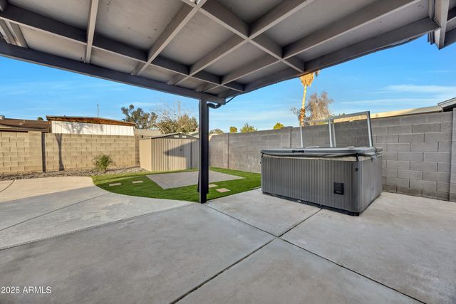 2220 E JEROME Avenue, Mesa, AZ 85204