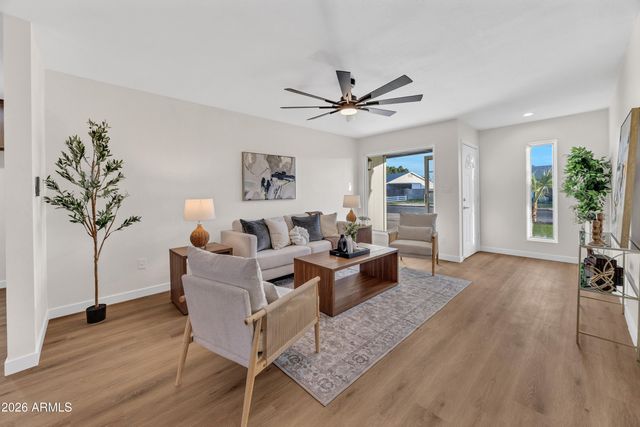 2220 E JEROME Avenue, Mesa, AZ 85204