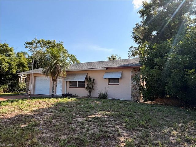 18433 Iris RD, Fort Myers, FL 33967