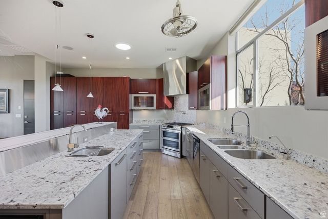 3104 APACHE CIR, Springdale, UT 84767