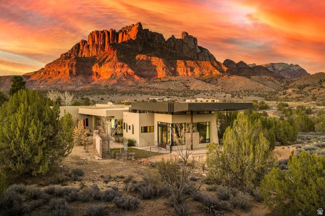 3104 APACHE CIR, Springdale, UT 84767