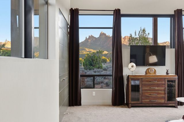 3104 APACHE CIR, Springdale, UT 84767