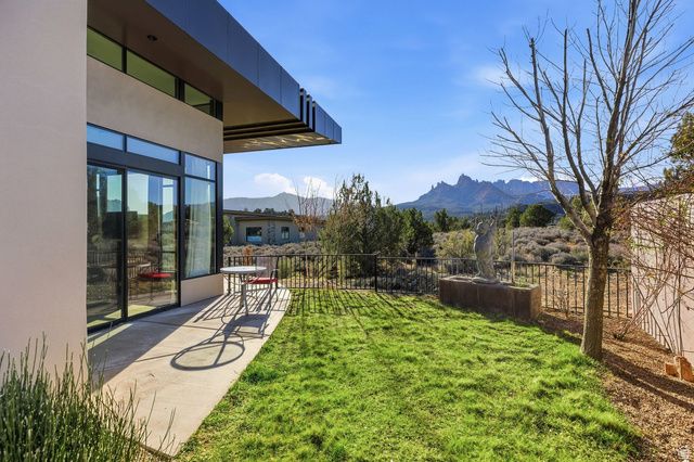 3104 APACHE CIR, Springdale, UT 84767