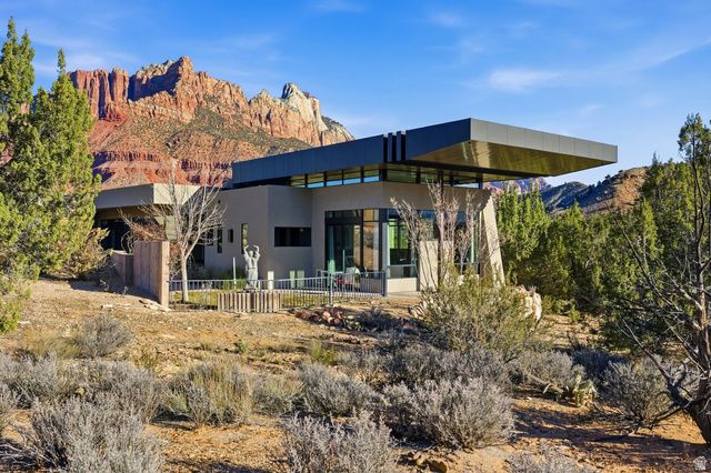 3104 APACHE CIR, Springdale, UT 84767