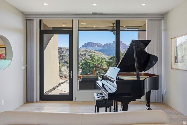 3104 APACHE CIR, Springdale, UT 84767