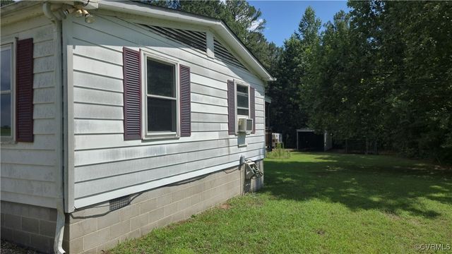 10129 Squirrel Level Rd, Dinwiddie, VA 23803