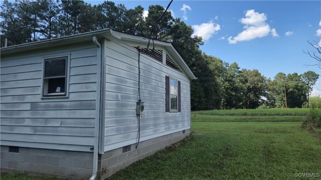 10129 Squirrel Level Rd, Dinwiddie, VA 23803