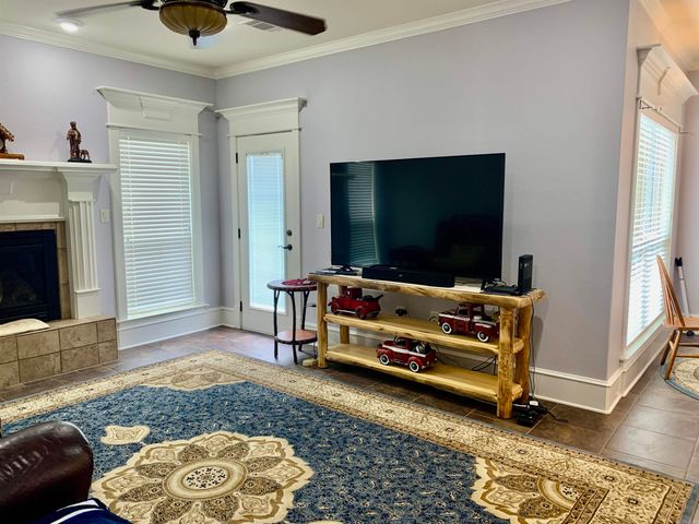 10 Sethstone Drive, Greenbrier, AR 72058