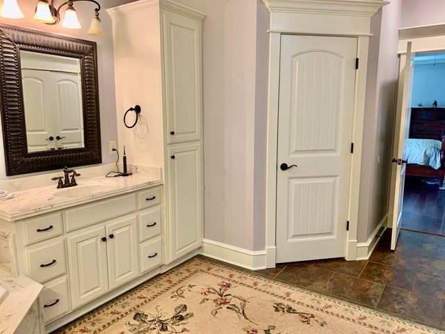 10 Sethstone Drive, Greenbrier, AR 72058