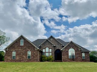 10 Sethstone Drive, Greenbrier, AR 72058