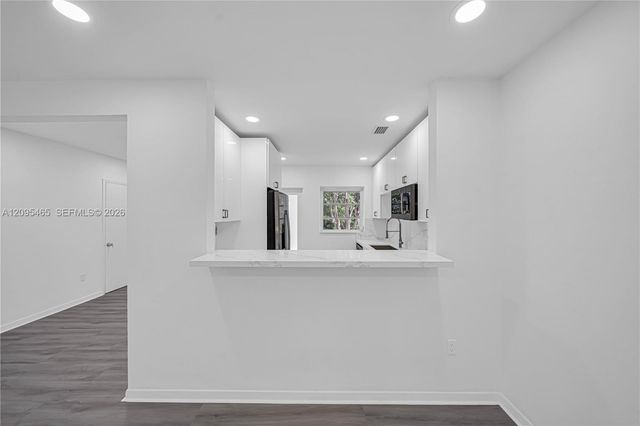 6351 NW 38th Terrace, Virginia Gardens, FL 33166