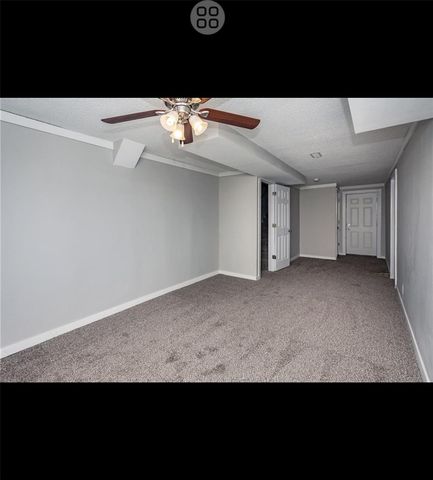 2704 Hubbell Avenue, Des Moines, IA 50317