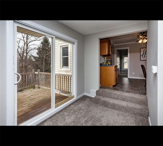 2704 Hubbell Avenue, Des Moines, IA 50317