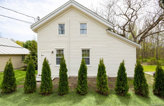 692 County Route 2, Elizaville, NY 12571