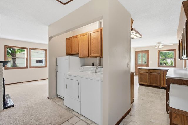 10050 Palm Street NW, Coon Rapids, MN 55433