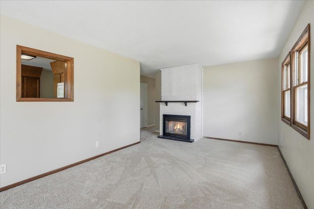 10050 Palm Street NW, Coon Rapids, MN 55433
