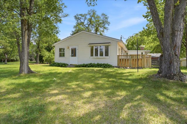 10050 Palm Street NW, Coon Rapids, MN 55433