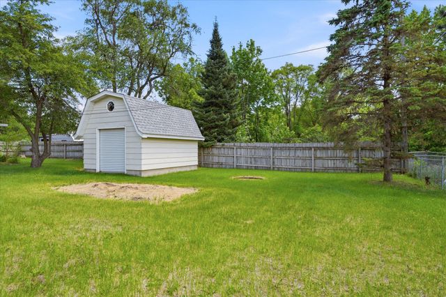 10050 Palm Street NW, Coon Rapids, MN 55433