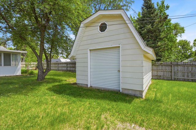 10050 Palm Street NW, Coon Rapids, MN 55433