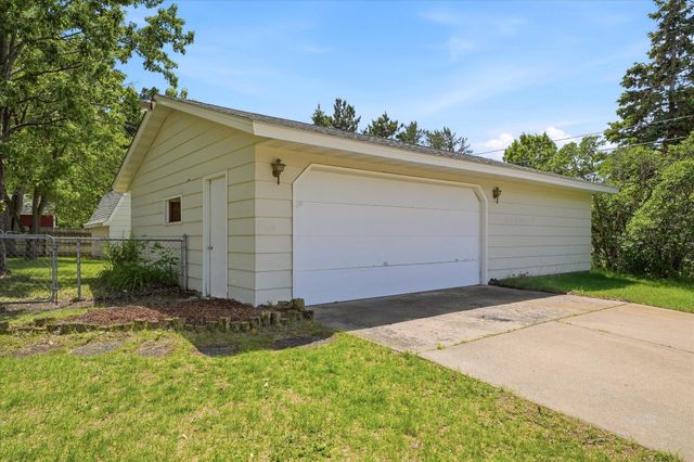10050 Palm Street NW, Coon Rapids, MN 55433