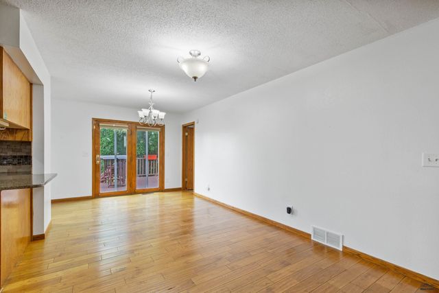 4158 WISCONSIN AVE, Rapid City, SD 57701
