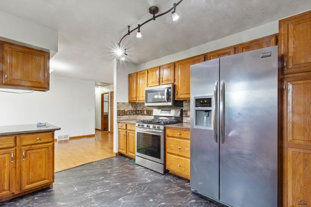 4158 WISCONSIN AVE, Rapid City, SD 57701