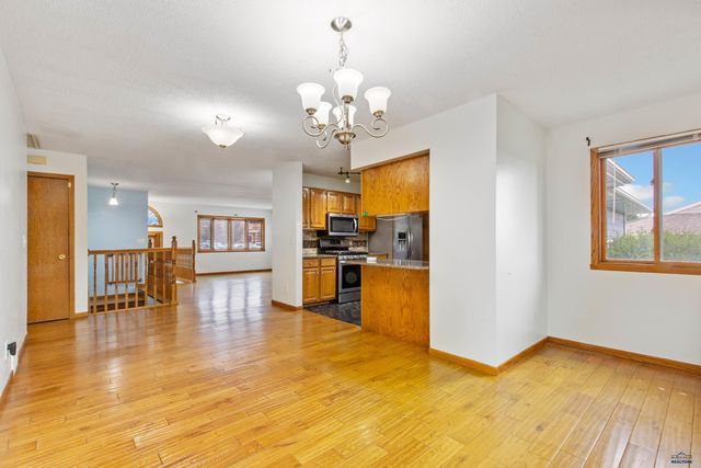 4158 WISCONSIN AVE, Rapid City, SD 57701