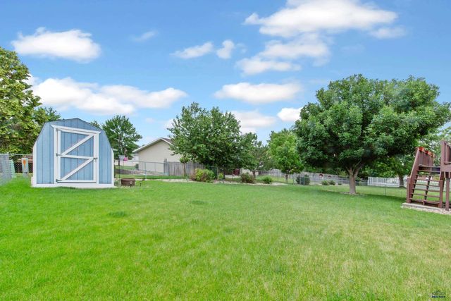 4158 WISCONSIN AVE, Rapid City, SD 57701