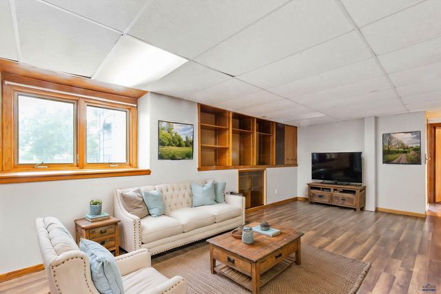4158 WISCONSIN AVE, Rapid City, SD 57701