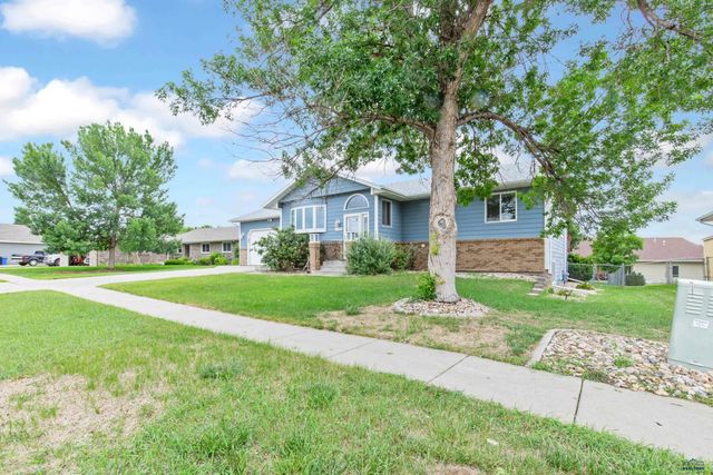 4158 WISCONSIN AVE, Rapid City, SD 57701