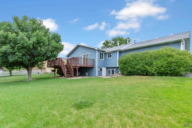 4158 WISCONSIN AVE, Rapid City, SD 57701