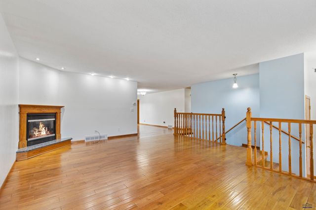 4158 WISCONSIN AVE, Rapid City, SD 57701