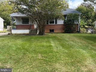 9125 AUTOVILLE DR, College Park, MD 20740