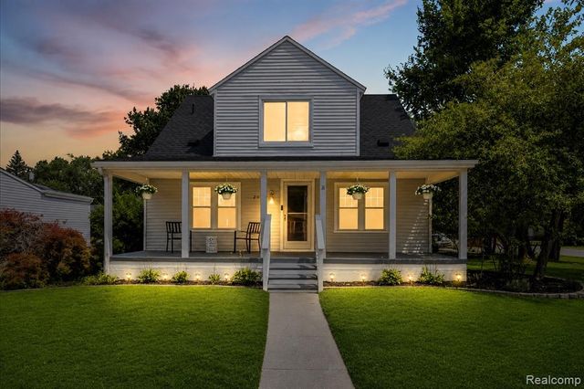 20310 Melvin Street, Livonia, MI 48152