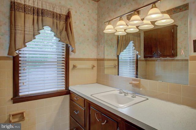 15788 PENNSYLVANIA AVENUE, State Line, PA 17263