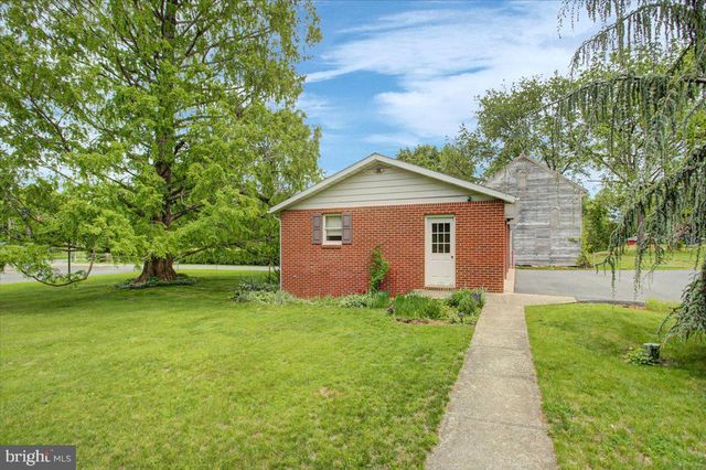 15788 PENNSYLVANIA AVENUE, State Line, PA 17263