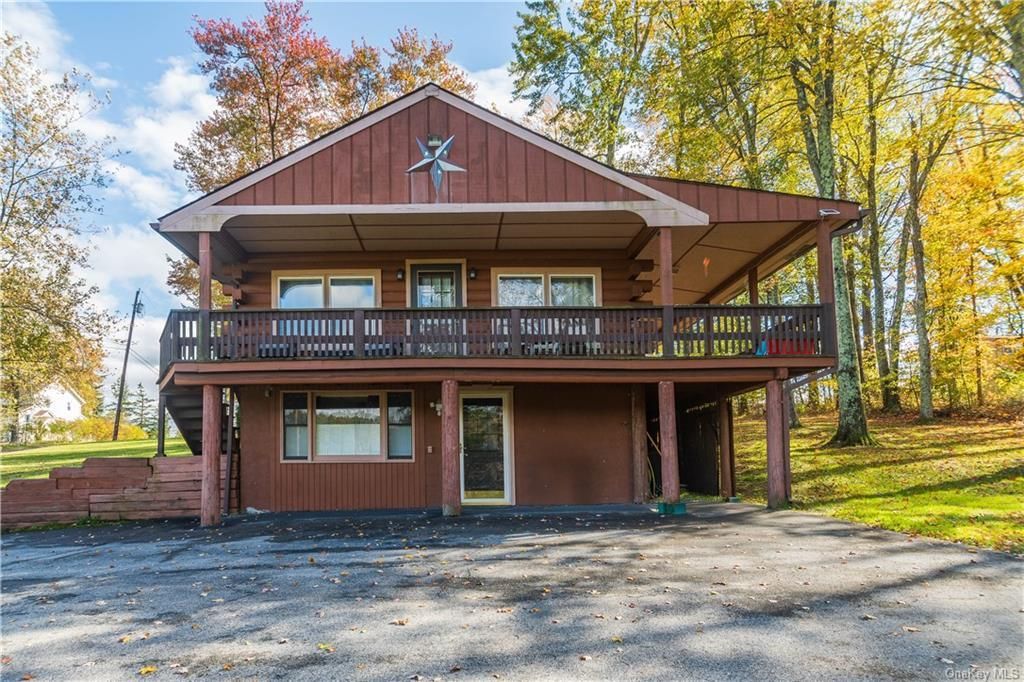 9 Low Road, Wallkill, NY 12589