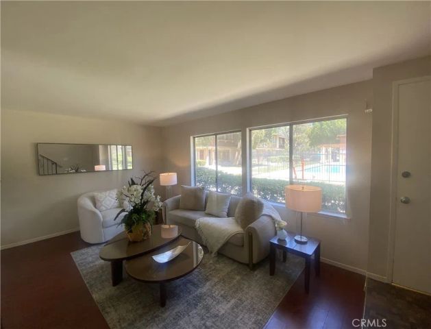 6659 Wilbur Avenue 17, Reseda, CA 91335