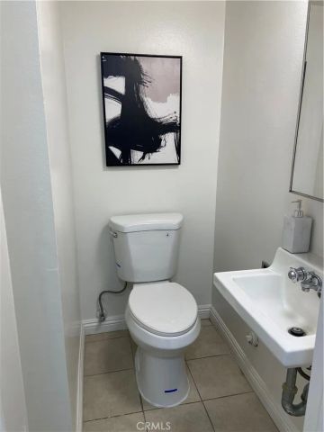 6659 Wilbur Avenue 17, Reseda, CA 91335