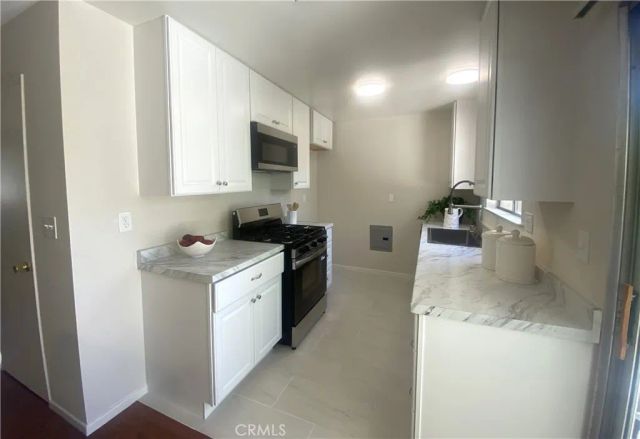 6659 Wilbur Avenue 17, Reseda, CA 91335