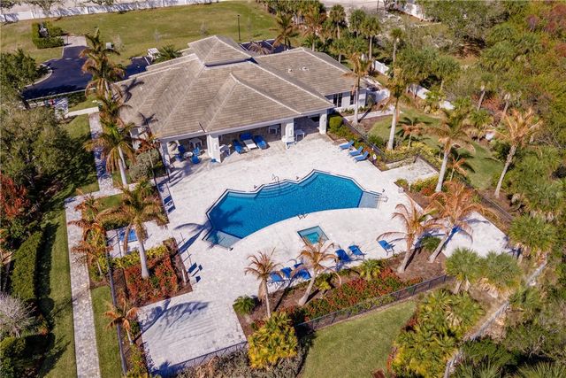 9256 Orchid Cove Circle, Vero Beach, FL 32963