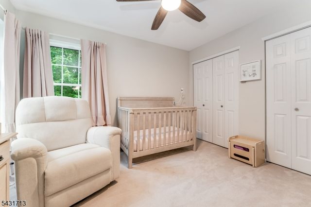 25 Village Square Dr, Union Twp., NJ 08802